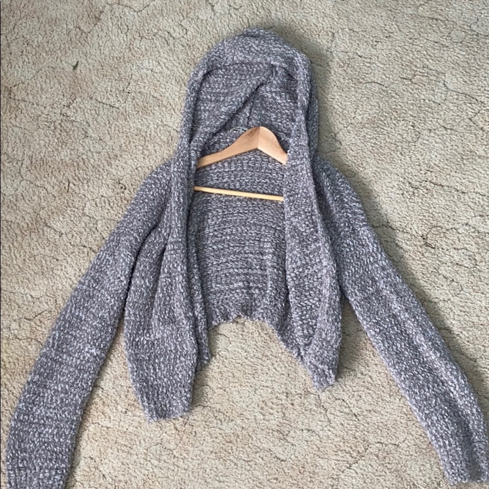 Sweater/hoodie